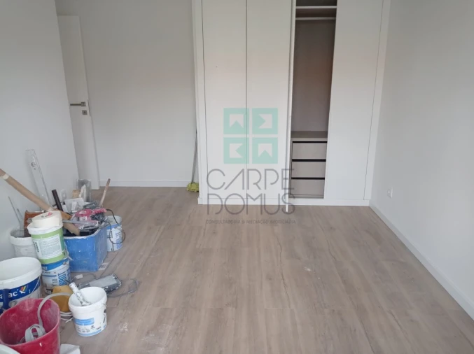Apartamento T3 para Venda em Benfica Foto 30
