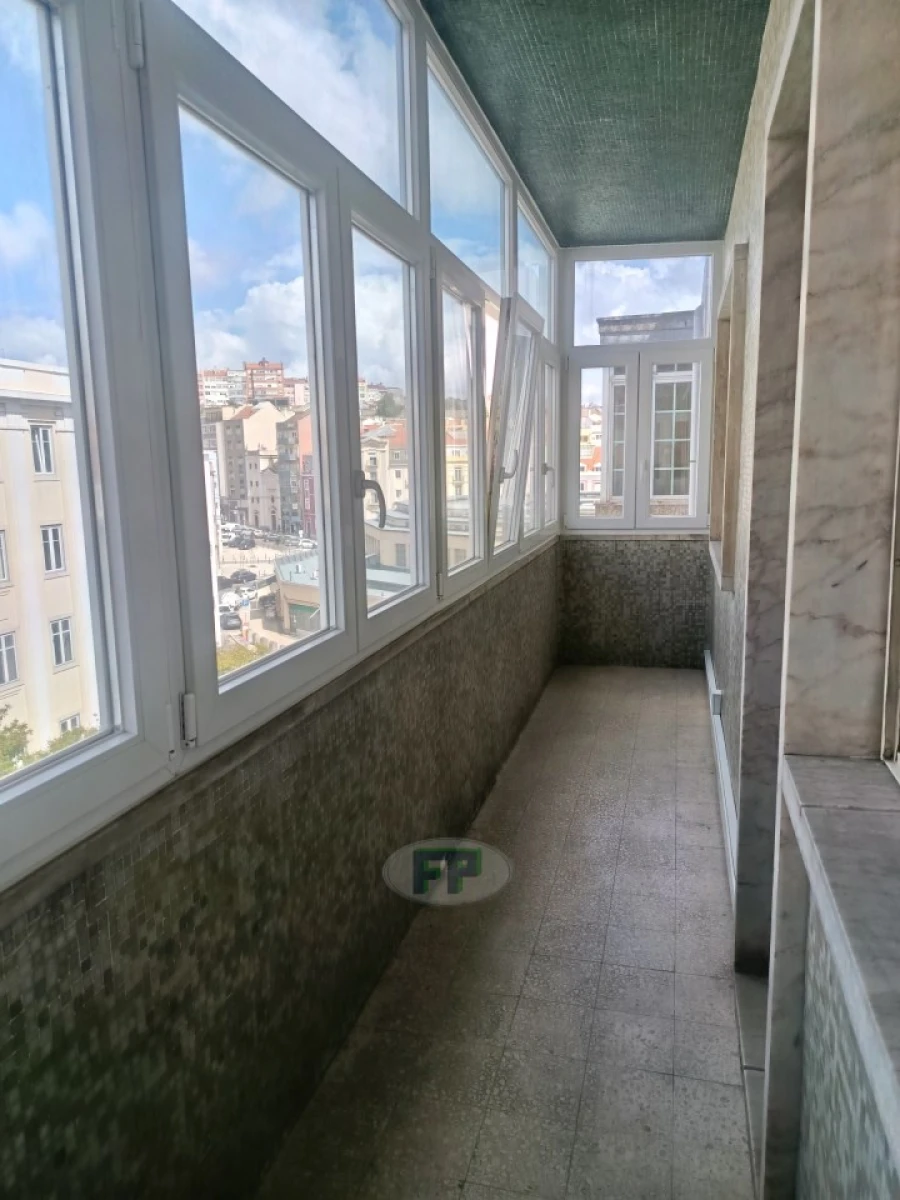 Apartamento T4 para Arrendamento em Arroios Foto 24