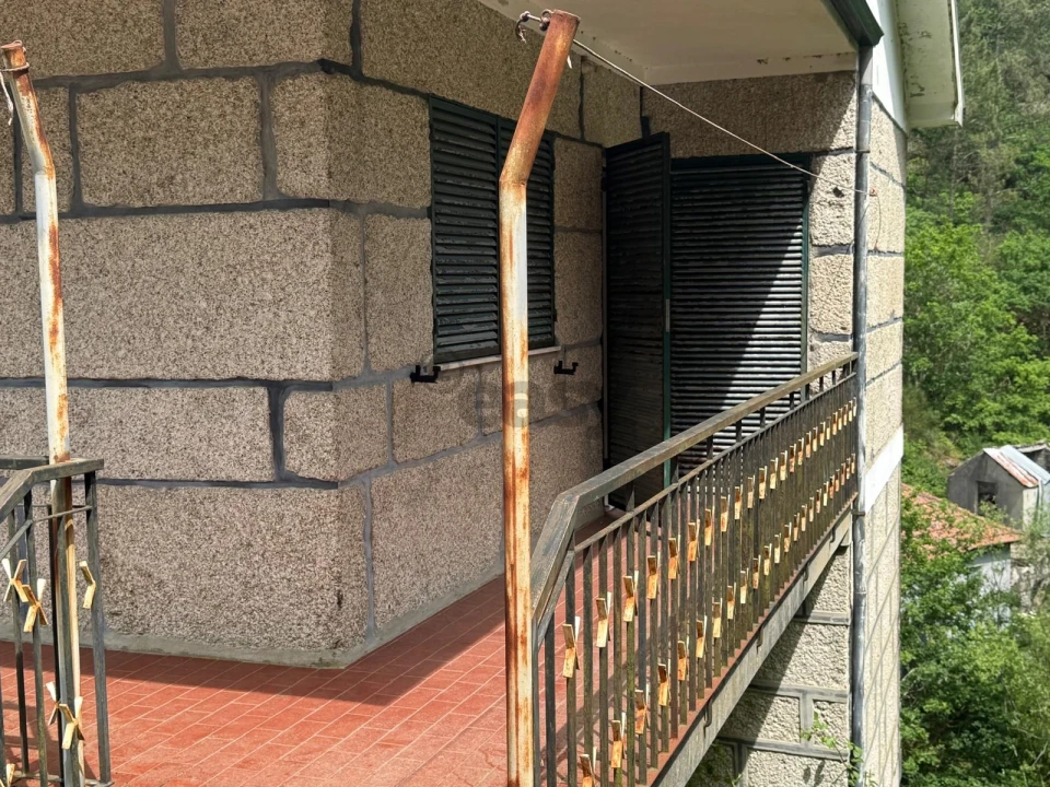 Moradia T3 para Venda em Ansiães Foto 17