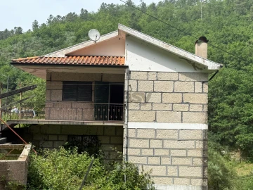 Moradia T3 para Venda em Ansiães