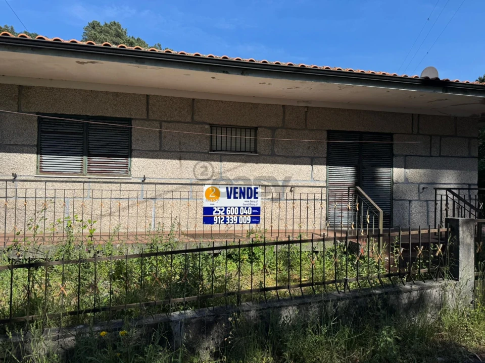 Moradia T3 para Venda em Ansiães Foto 64