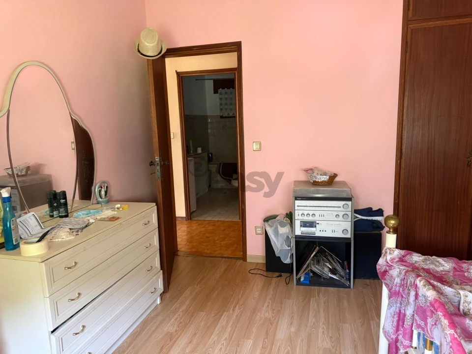 Moradia T3 para Venda em Ansiães Foto 12