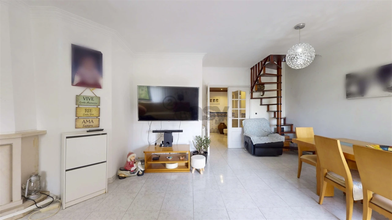Apartamento T4 para Venda em Póvoa de Santa Iria e Forte da Casa Foto 14