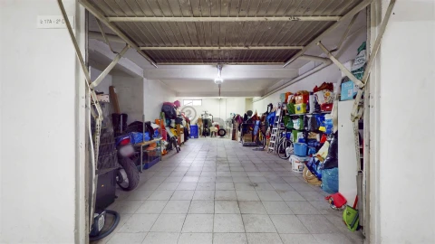 Apartamento T4 para Venda em Póvoa de Santa Iria e Forte da Casa