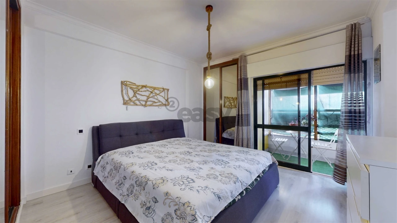Apartamento T4 para Venda em Póvoa de Santa Iria e Forte da Casa Foto 17