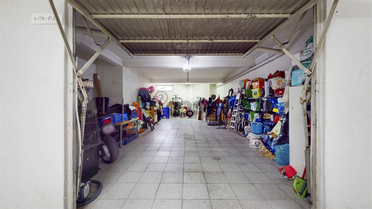 Apartamento T4 para Venda em Póvoa de Santa Iria e Forte da Casa Foto 32