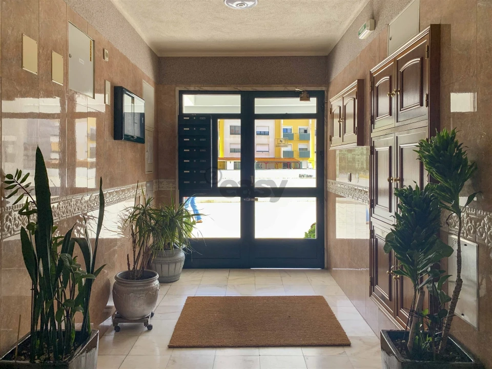Apartamento T4 para Venda em Póvoa de Santa Iria e Forte da Casa Foto 4
