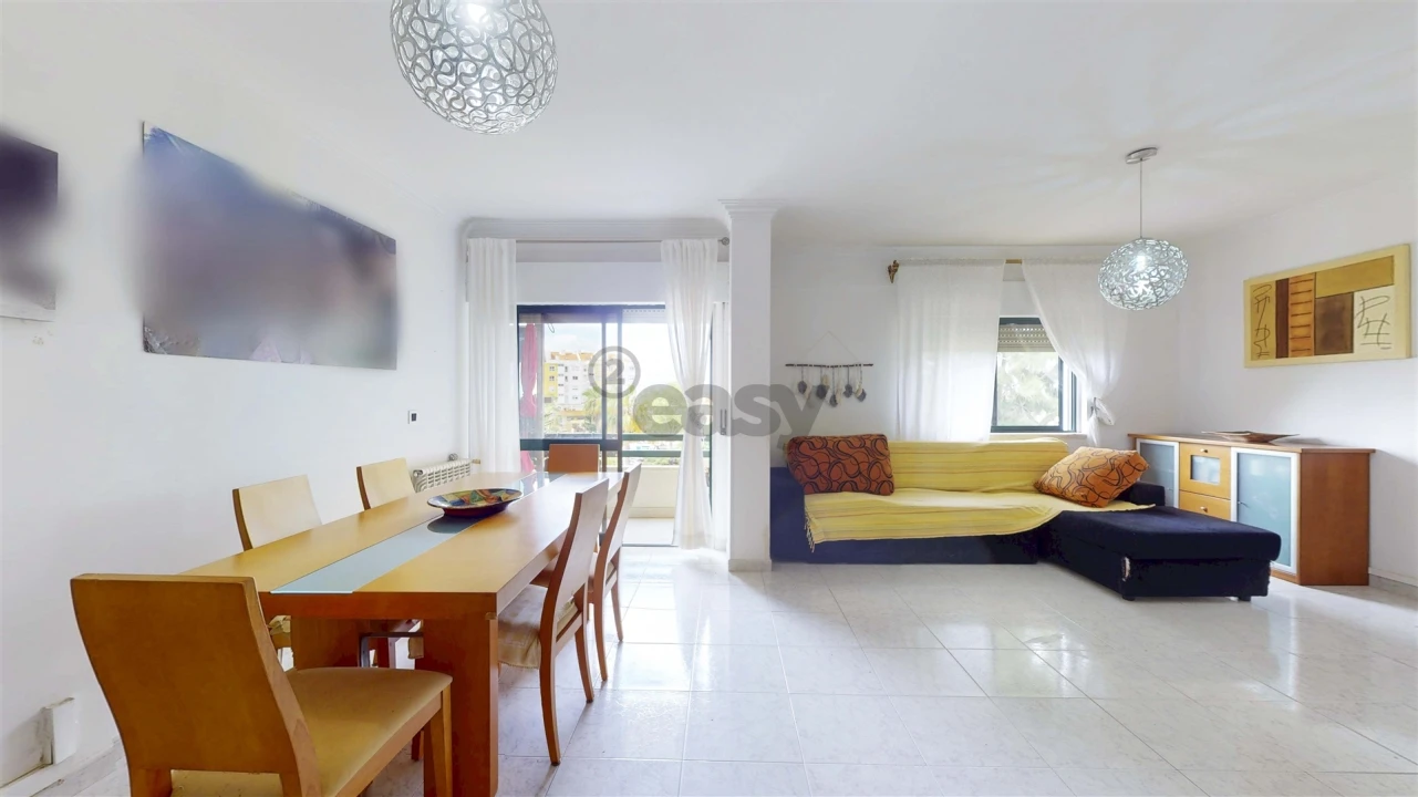 Apartamento T4 para Venda em Póvoa de Santa Iria e Forte da Casa Foto 10