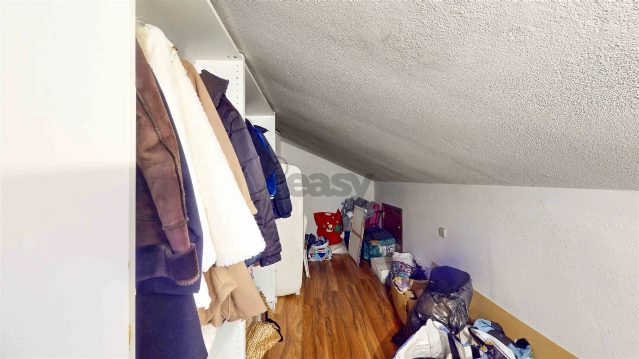 Apartamento T4 para Venda em Póvoa de Santa Iria e Forte da Casa Foto 25