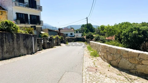Terreno para Venda em Vilar de Mouros