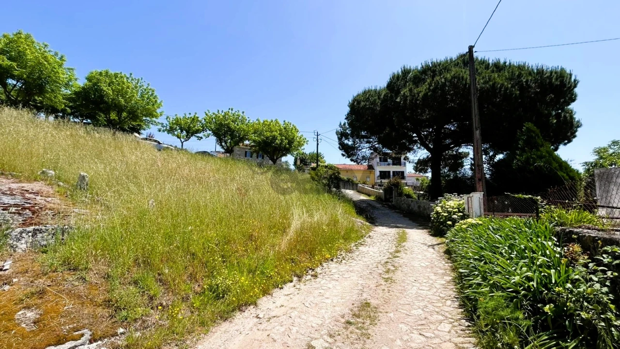 Terreno para Venda em Vilar de Mouros Foto 6