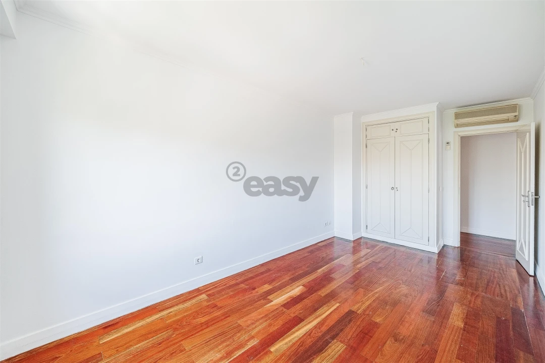 Apartamento T7 para Venda em Odivelas Foto 40