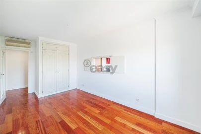 Apartamento T7 para Venda em Odivelas