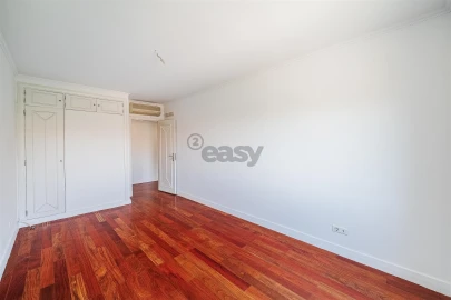 Apartamento T7 para Venda em Odivelas