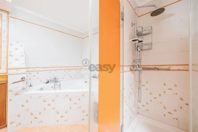 Apartamento T7 para Venda em Odivelas