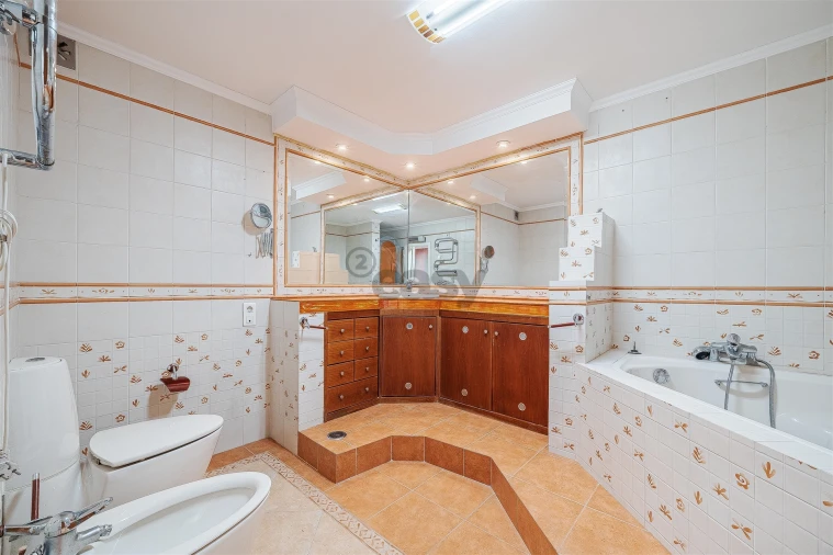 Apartamento T7 para Venda em Odivelas Foto 50