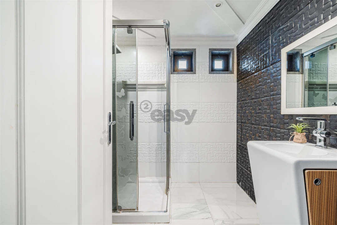 Apartamento T7 para Venda em Odivelas Foto 29