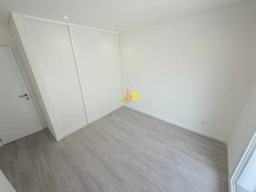 Apartamento T1 para Venda em Tavarede