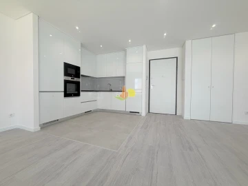 Apartamento T1 para Venda em Tavarede