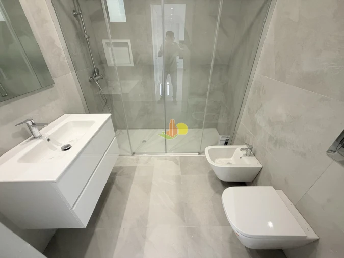 Apartamento T1 para Venda em Tavarede Foto 19