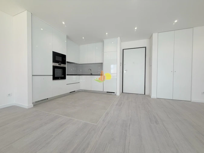 Apartamento T1 para Venda em Tavarede Foto 9