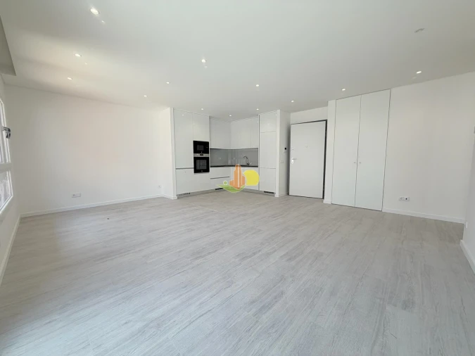 Apartamento T1 para Venda em Tavarede Foto 7