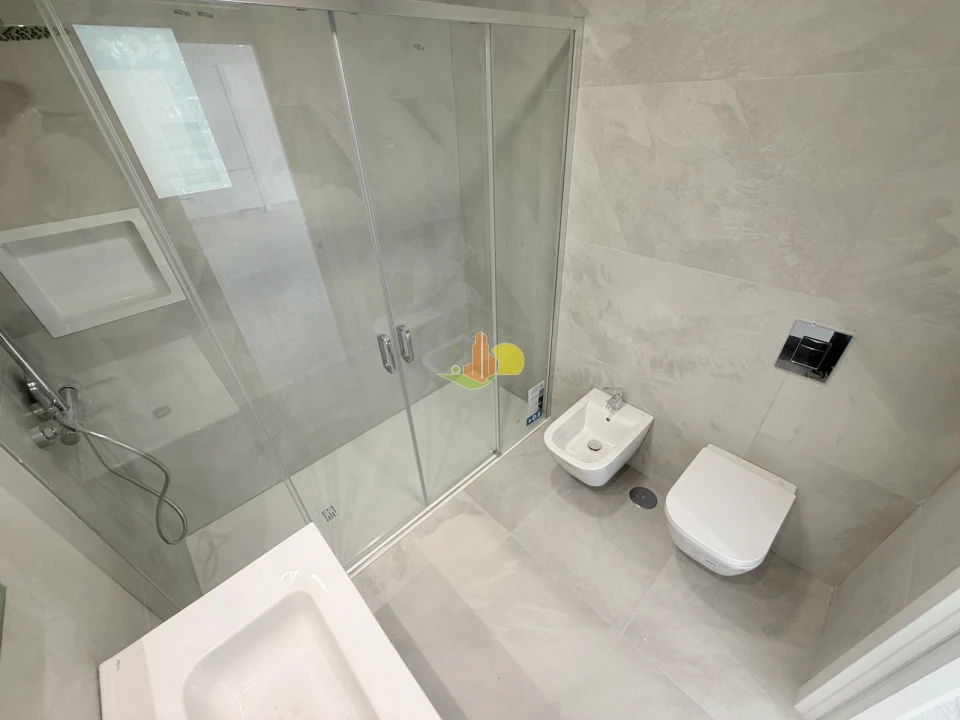 Apartamento T1 para Venda em Tavarede Foto 18