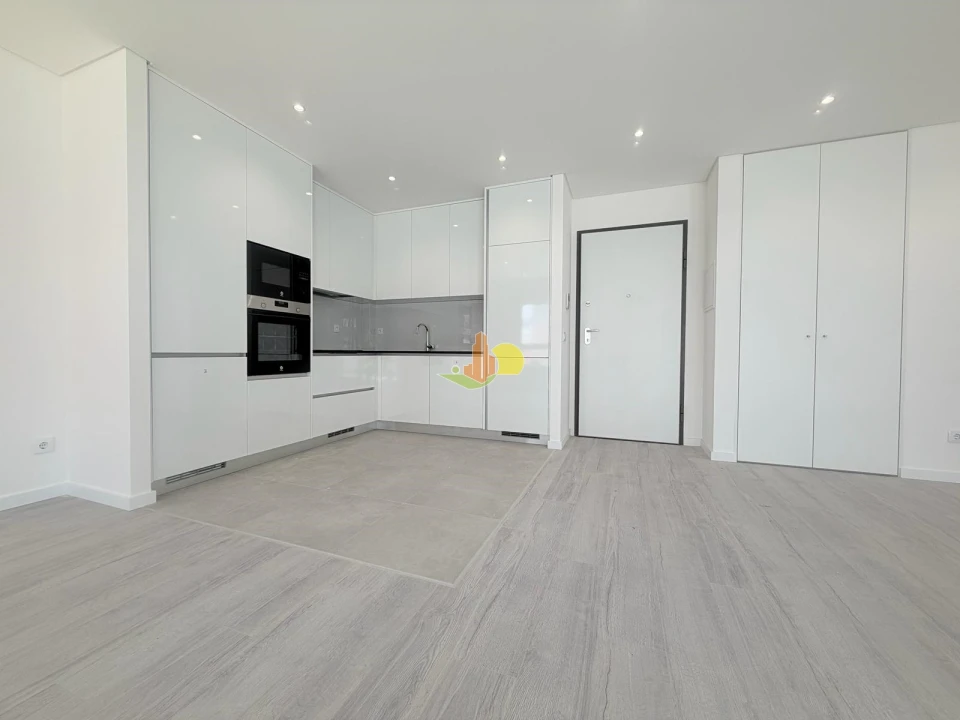 Apartamento T1 para Venda em Tavarede Foto 9