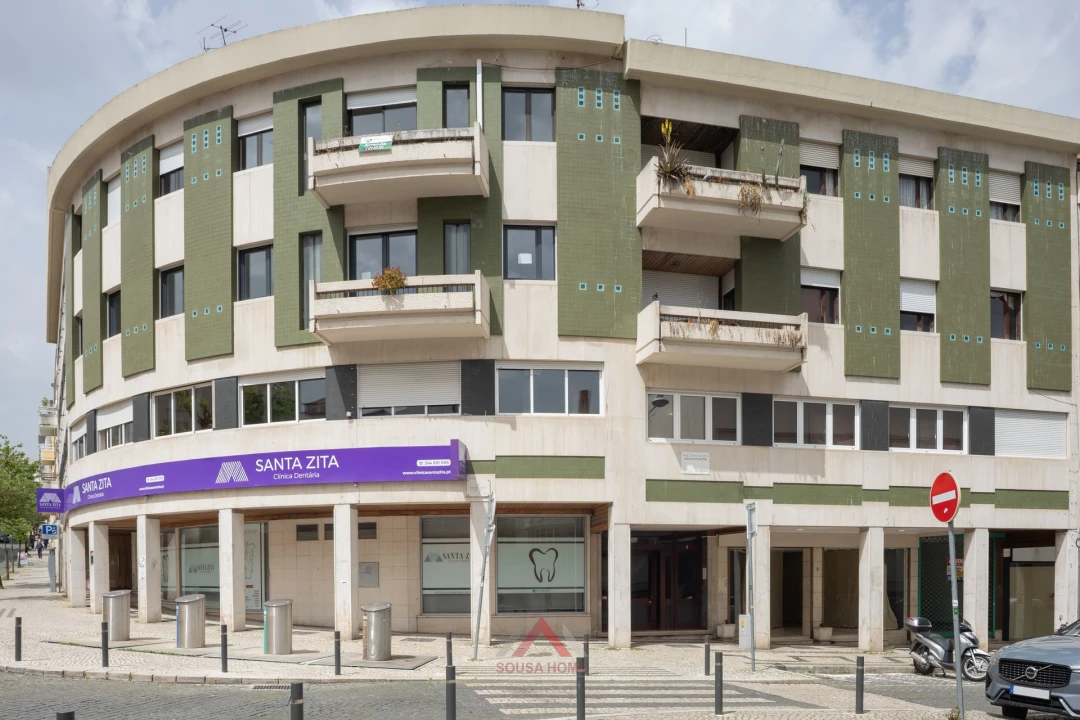 Apartamento T4 para Venda em Leiria, Pousos, Barreira e Cortes Foto 48