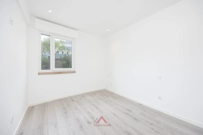 Apartamento T4 para Venda em Leiria, Pousos, Barreira e Cortes