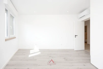 Apartamento T4 para Venda em Leiria, Pousos, Barreira e Cortes