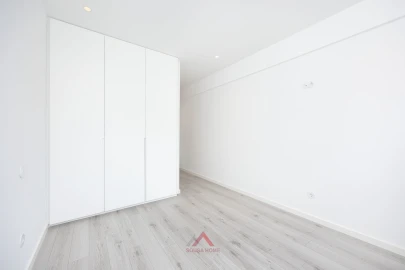 Apartamento T4 para Venda em Leiria, Pousos, Barreira e Cortes