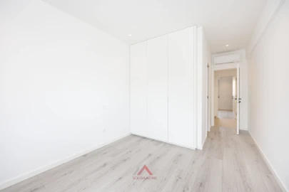 Apartamento T4 para Venda em Leiria, Pousos, Barreira e Cortes