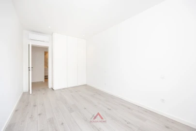Apartamento T4 para Venda em Leiria, Pousos, Barreira e Cortes