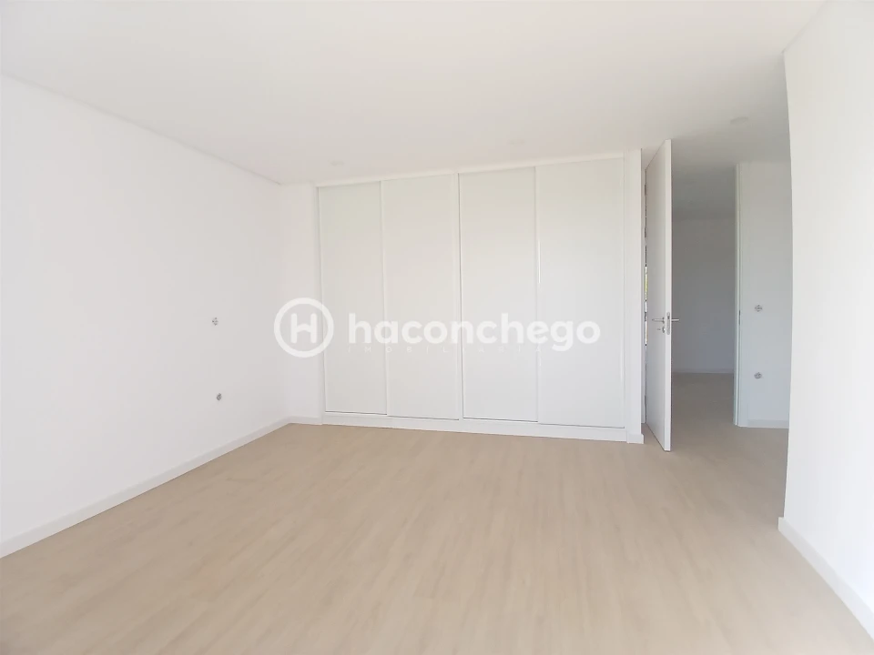 Moradia T3 para Venda em Silva Foto 40