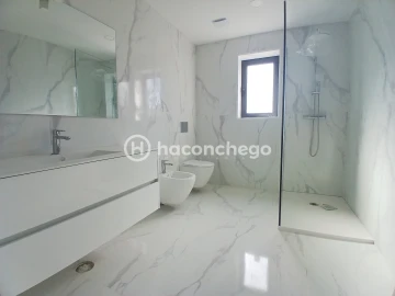 Moradia T3 para Venda em Silva