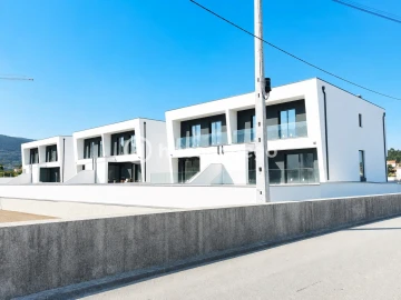Moradia T3 para Venda em Silva