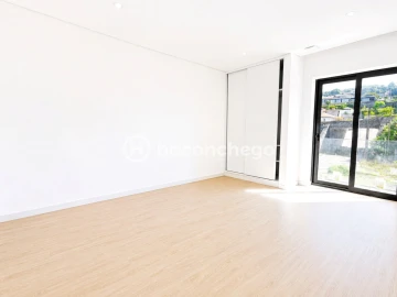 Moradia T3 para Venda em Silva