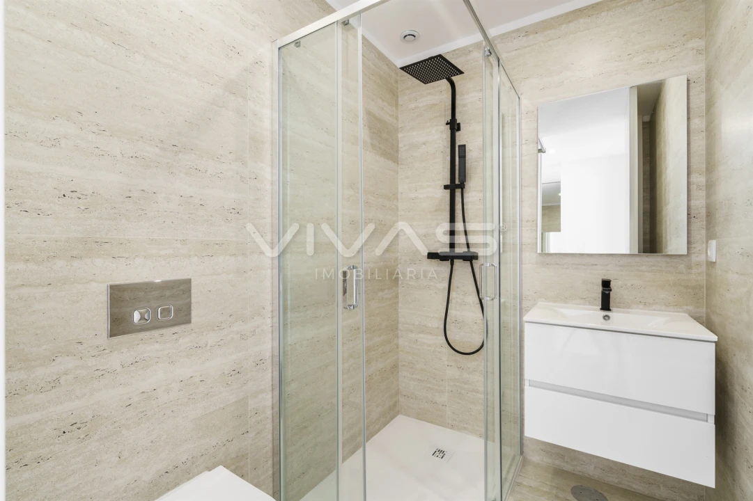 Apartamento T2 para Venda em Vila Praia de Ancora Foto 13
