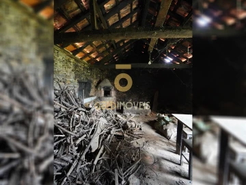 Moradia T2 para Venda em Raiva, Pedorido e Paraíso