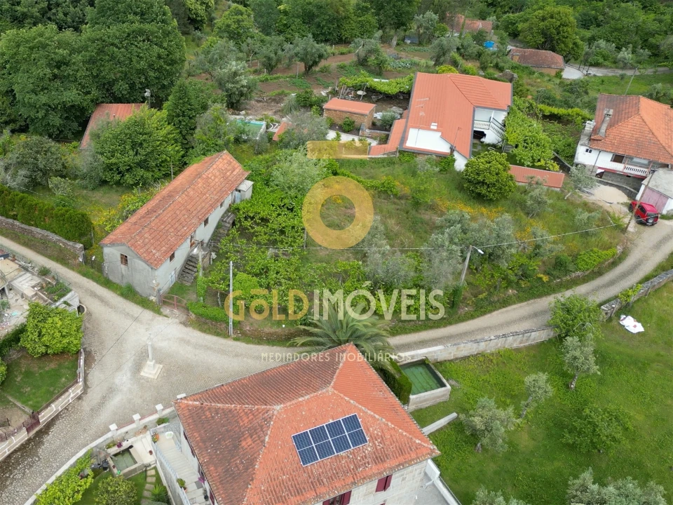 Moradia T2 para Venda em Raiva, Pedorido e Paraíso Foto 1