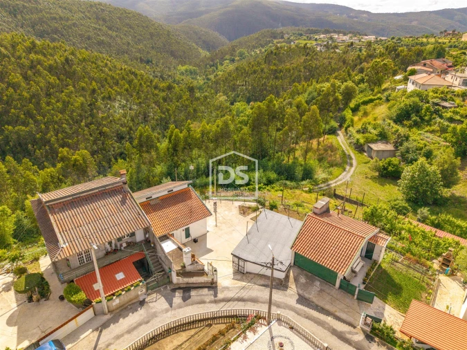 Moradia T3 para Venda em Raiva, Pedorido e Paraíso Foto 3