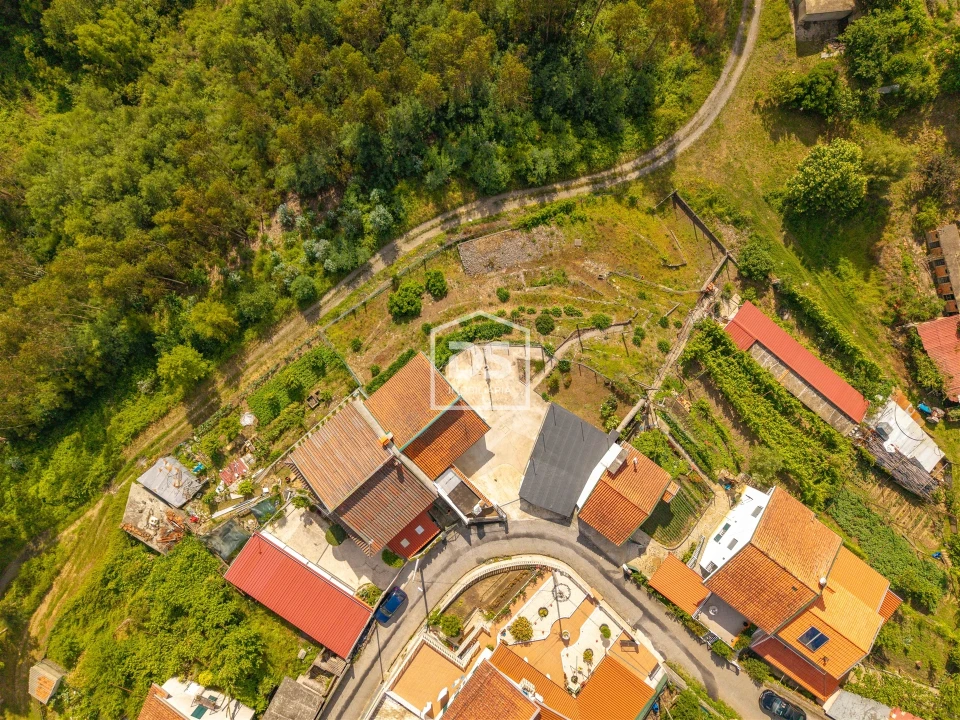 Moradia T3 para Venda em Raiva, Pedorido e Paraíso Foto 2