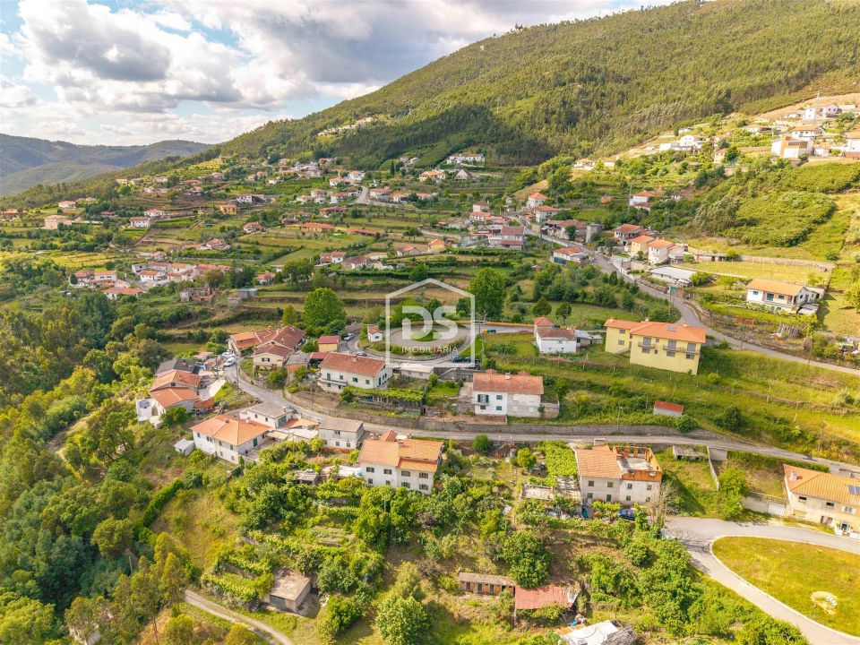 Moradia T3 para Venda em Raiva, Pedorido e Paraíso Foto 4