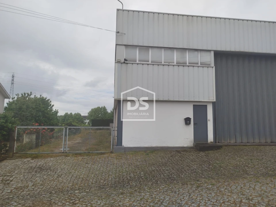Armazém para Venda em Penafiel Foto 9