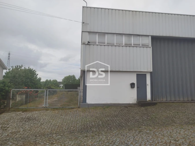 Armazém para Venda em Penafiel Foto 9