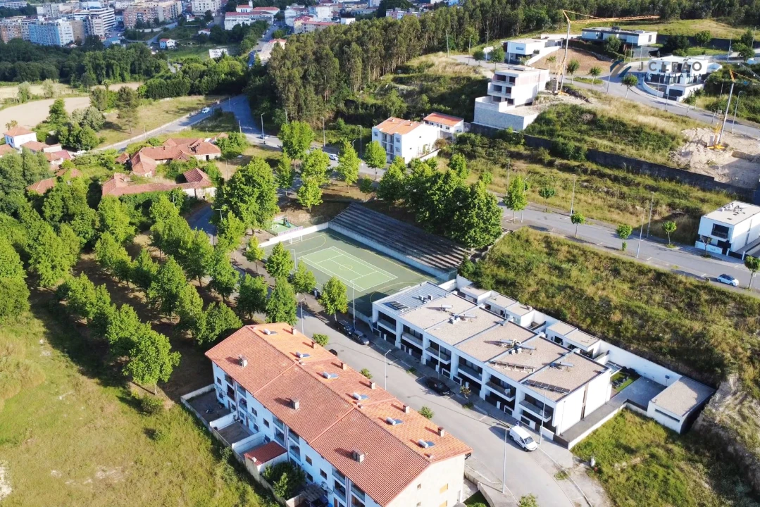 Moradia T3 para Venda em Paredes Foto 40