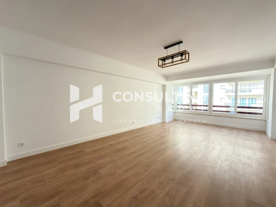 Apartamento T3 para Venda em São Domingos de Benfica Foto 6