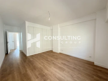 Apartamento T3 para Venda em São Domingos de Benfica