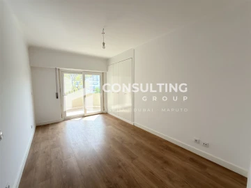 Apartamento T3 para Venda em São Domingos de Benfica